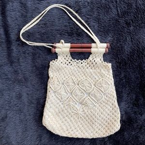 Vintage handmade macrame boho purse bag with wooden closure 70s bohemian